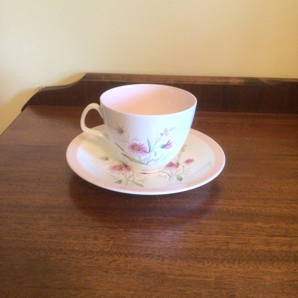 Foley Floral Tea Cup